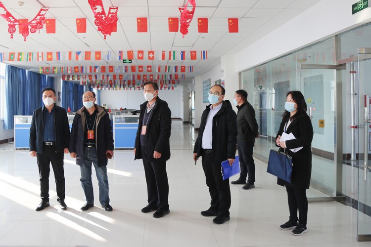 Le Groupe de travail provincial « quatre avancées » visite le Groupe charbon chinois pour diriger les travaux de reprise de la production